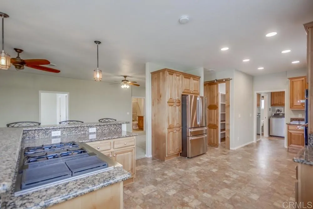 https://cdn.realtyfeed.com/cdn/127/306428224/56d8636fd72c00ab58d0f1e907f72f5b.webp