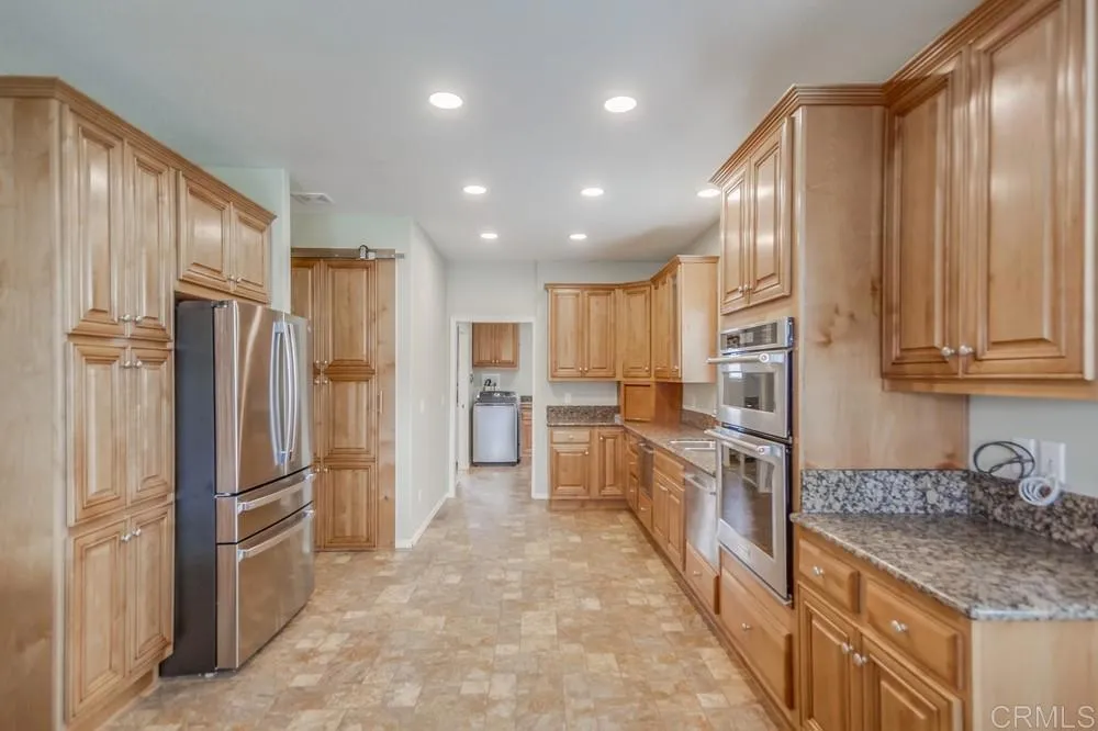 https://cdn.realtyfeed.com/cdn/127/306428224/9912afd063c393c2a9ca675043358450.webp