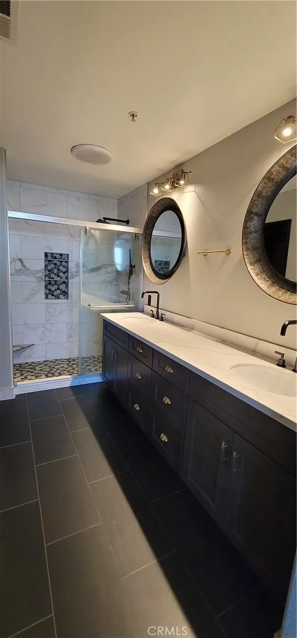 Photo #17: SW25095896 Listing: Photo #17