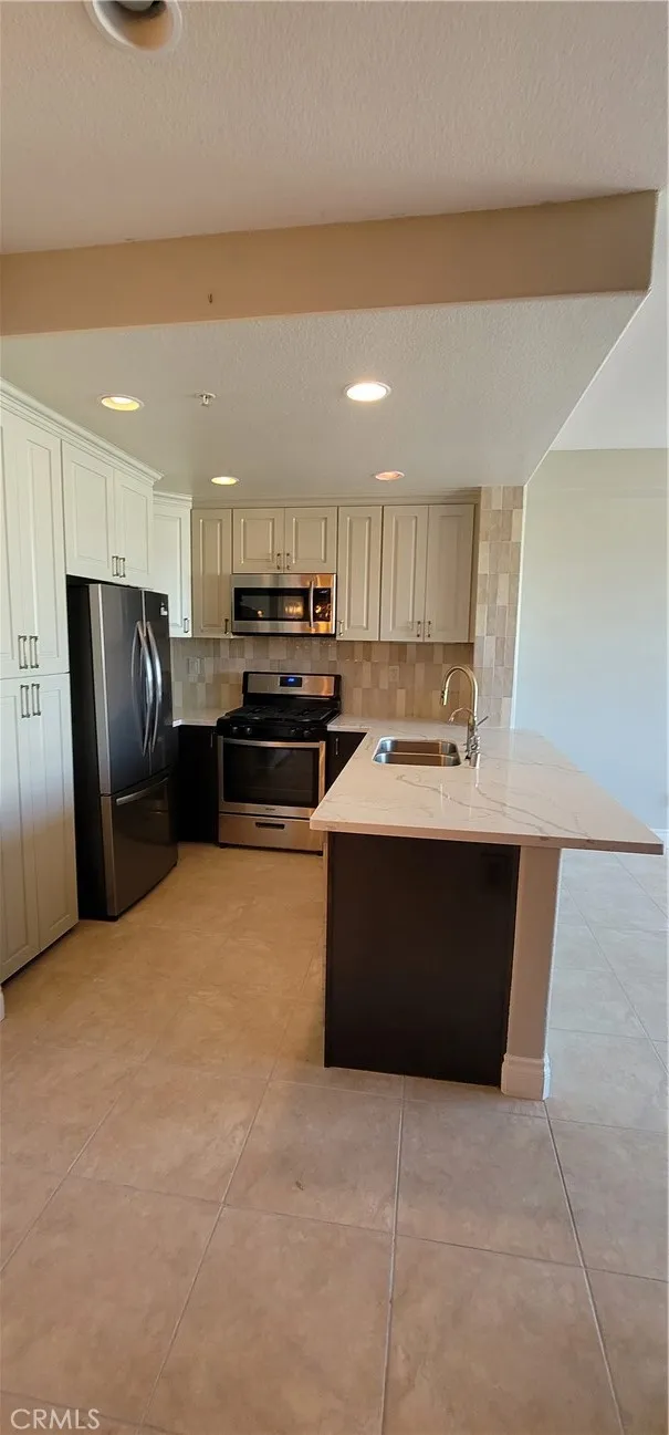 Photo #3: SW25095896 Listing 