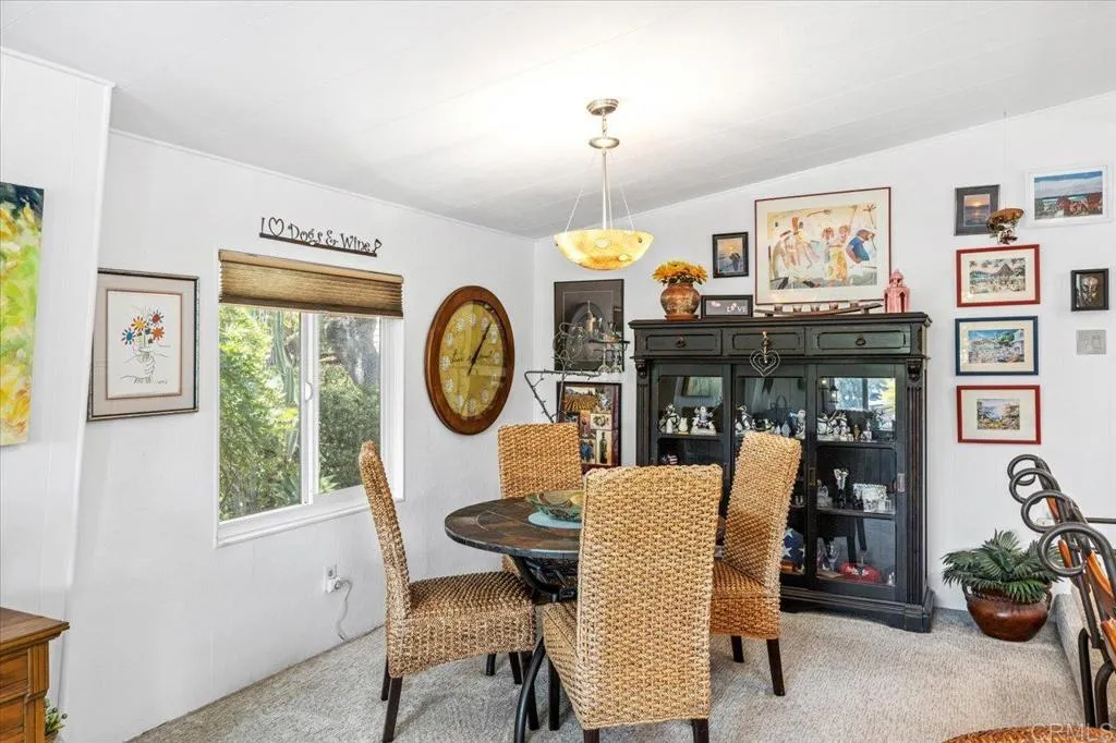 https://cdn.realtyfeed.com/cdn/127/306428485/0db79cfcf6c42b78e64f844fb52535f2.webp