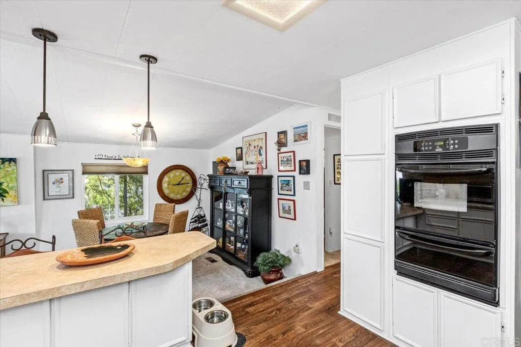 https://cdn.realtyfeed.com/cdn/127/306428485/1026b830b2ae28053470992adfce62db.webp