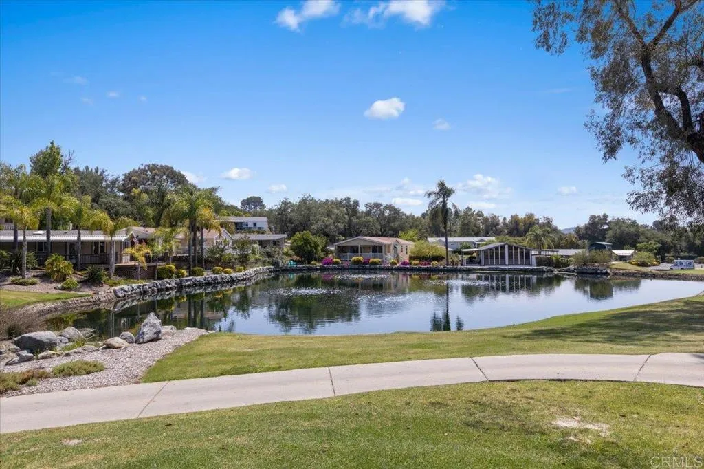 https://cdn.realtyfeed.com/cdn/127/306428485/1aba8ce2e2df4a6d016dfd35f3820f0e.webp