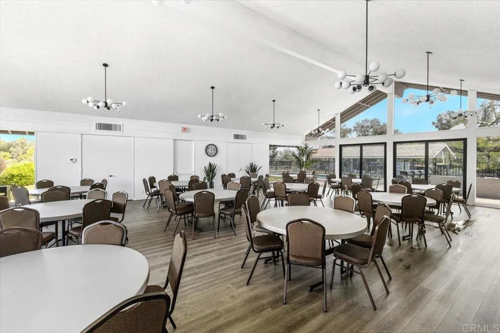 https://cdn.realtyfeed.com/cdn/127/306428485/758bdfaeaa0c723f76d6eb98d13b1d3d.webp