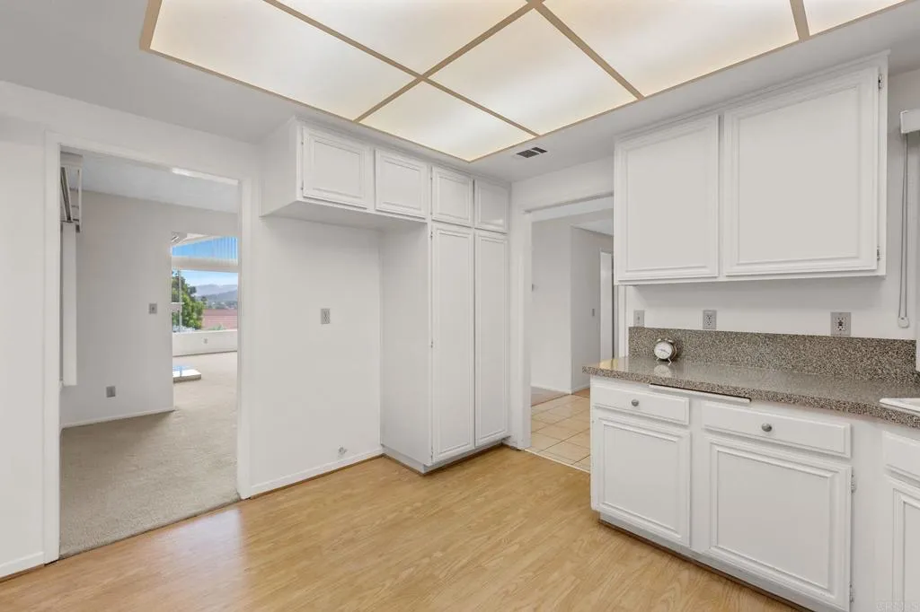 https://cdn.realtyfeed.com/cdn/127/306428487/78669e46b56e6356afc30b6324e6e07b.webp