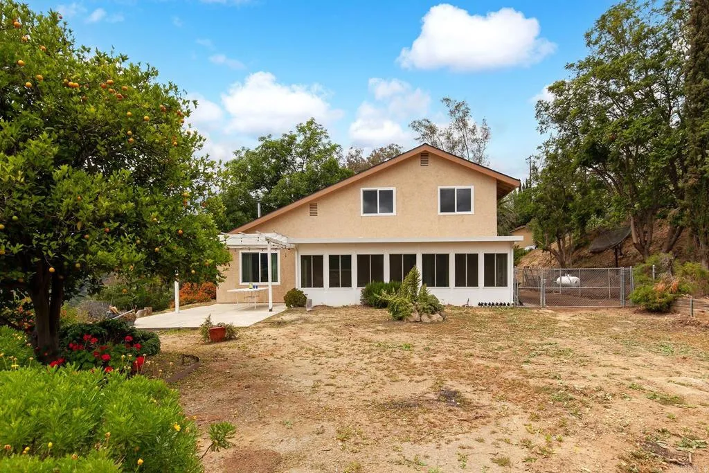 https://cdn.realtyfeed.com/cdn/127/306428488/4a207bcf612e14a38b8fb50a89375f30.webp