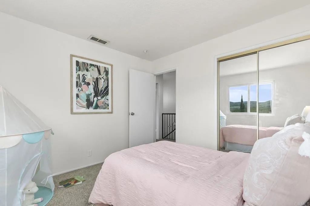 https://cdn.realtyfeed.com/cdn/127/306428488/6df9a19d4c137c4464f96a72b64d8526.webp
