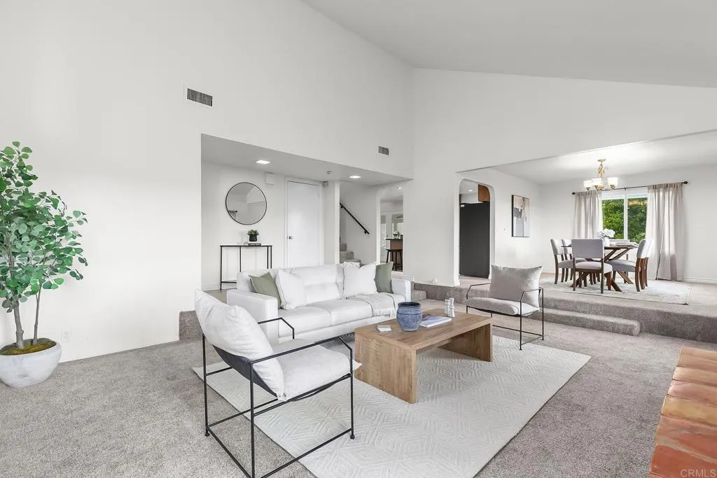 https://cdn.realtyfeed.com/cdn/127/306428488/a429268aa4debeabd85be667a73142c1.webp