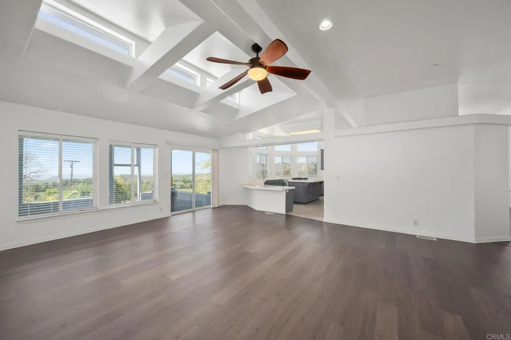 https://cdn.realtyfeed.com/cdn/127/306428502/dd997077eae20427843a0af4174af734.webp