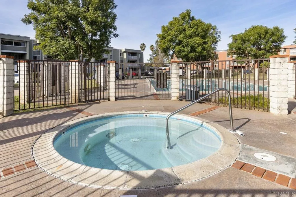 https://cdn.realtyfeed.com/cdn/127/306428556/1a2683deee28be94956b417090fe01c1.webp