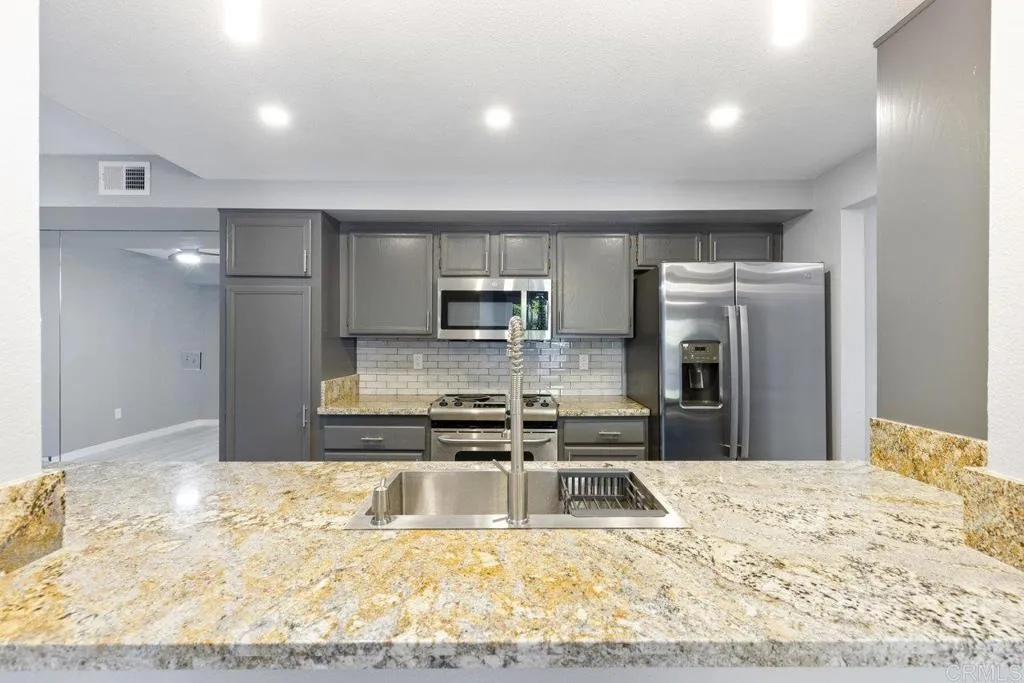 https://cdn.realtyfeed.com/cdn/127/306428556/efd13c5ed860cec24e344278b5adfedc.webp