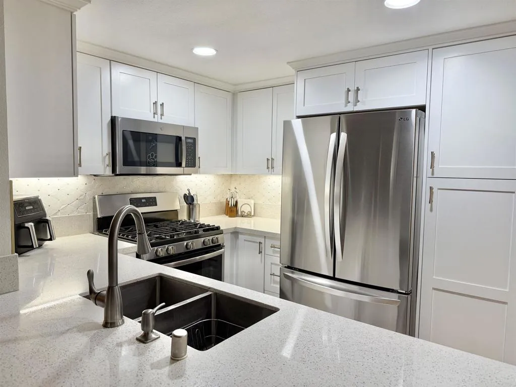Photo #5: PTP2503106 Listing 