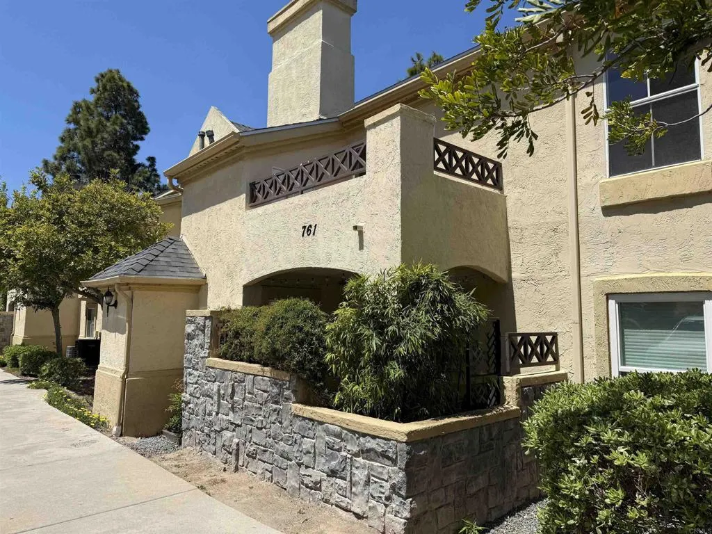 MLS: PTP2503106 Condo For Sale