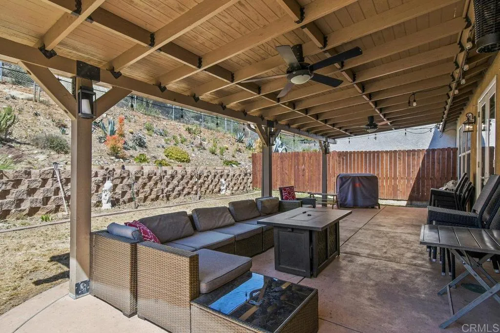 https://cdn.realtyfeed.com/cdn/127/306428643/ba68d5470409c6f1b9e25e0571096a96.webp