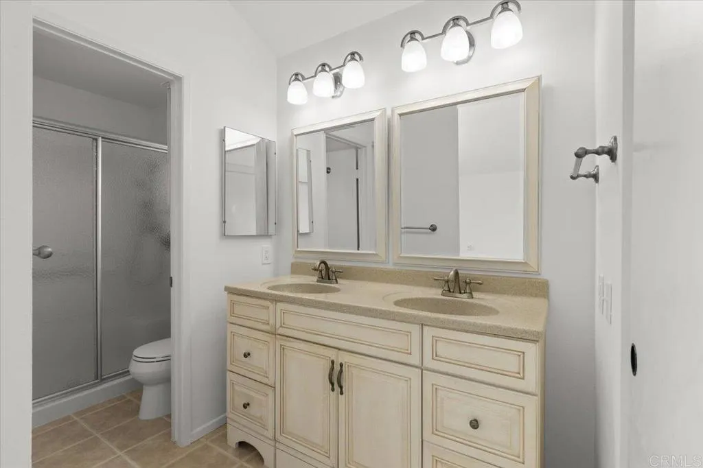 https://cdn.realtyfeed.com/cdn/127/306428729/244beb700f61a149f1a8e82ee5e457c6.webp