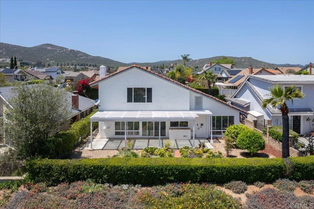 https://cdn.realtyfeed.com/cdn/127/306428729/3a1ea7967978433b39ac14fd045c8be5.webp