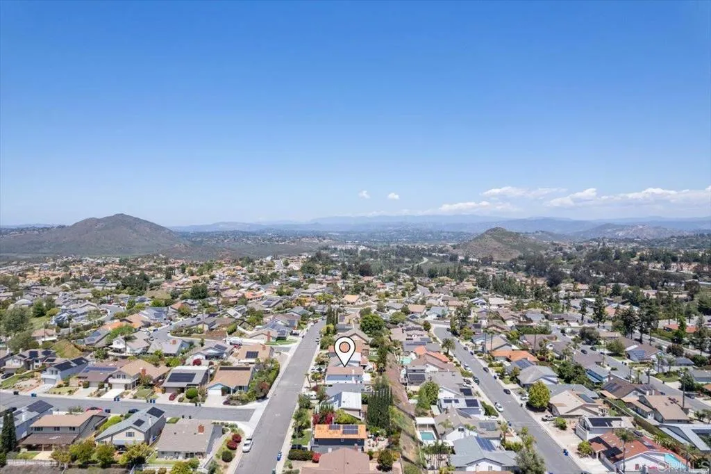 https://cdn.realtyfeed.com/cdn/127/306428729/80ed749c3125861e4add5e6cbc40eafb.webp