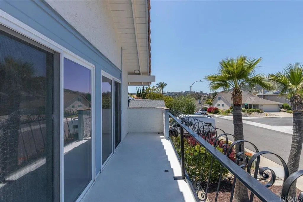 https://cdn.realtyfeed.com/cdn/127/306428729/b5dfd1015fc4282c79aee161ca1ba8d9.webp