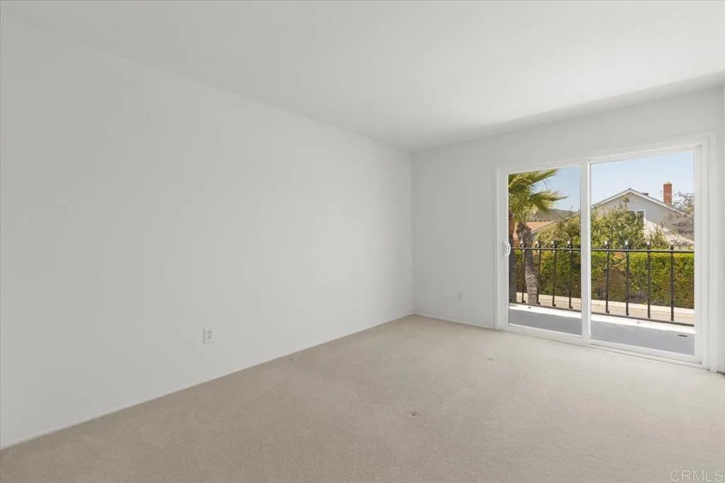 https://cdn.realtyfeed.com/cdn/127/306428729/b67028ff4904d7634e0ebcf30d55d36c.webp