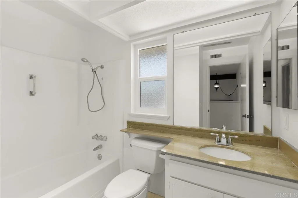 https://cdn.realtyfeed.com/cdn/127/306428729/be4323c4c41791a1671fb46e807d8722.webp