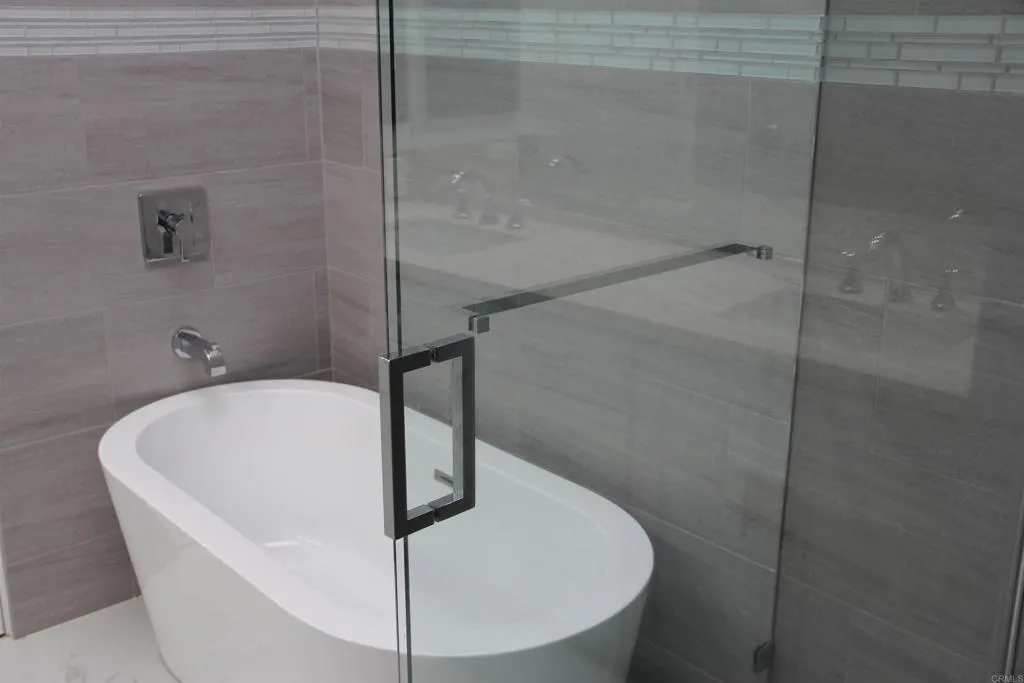 https://cdn.realtyfeed.com/cdn/127/306428763/8c670cd047b12e78a3453855adb2b756.webp