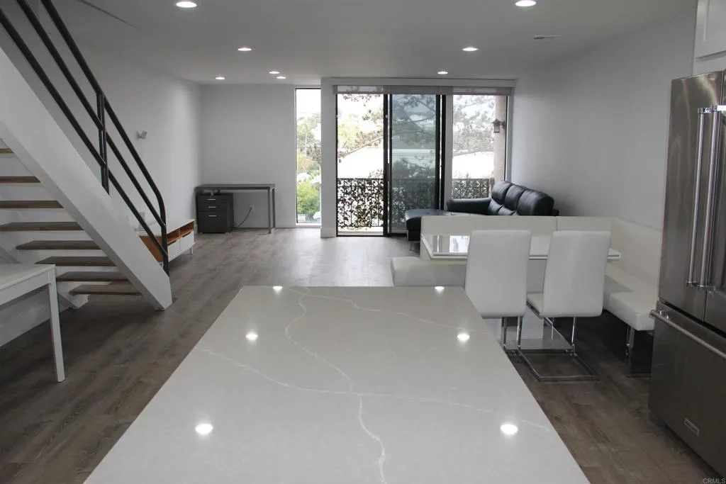 https://cdn.realtyfeed.com/cdn/127/306428763/9c7584903dc14ee7a039d19ebb1a446a.webp