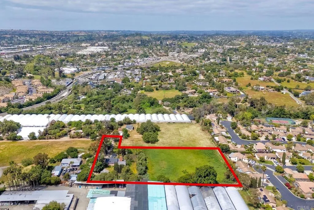 https://cdn.realtyfeed.com/cdn/127/306429065/4333f1f5de6a40a9dd983d631f185030.webp