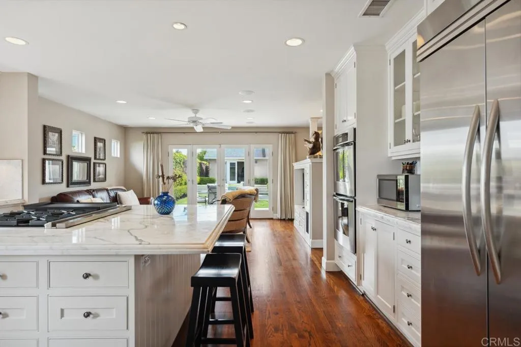 https://cdn.realtyfeed.com/cdn/127/306429294/795a23a35d934034217fa377ad4f9461.webp