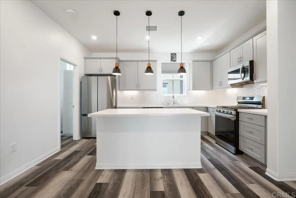 Photo #5: NDP2504293 Listing 