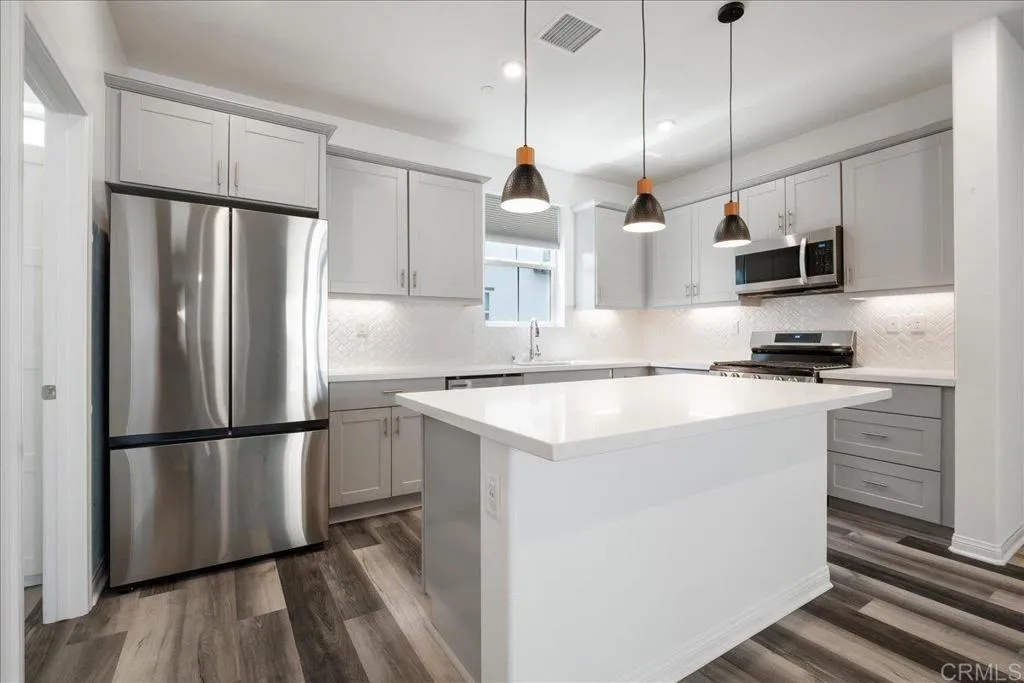 Photo #6: NDP2504293 Listing 