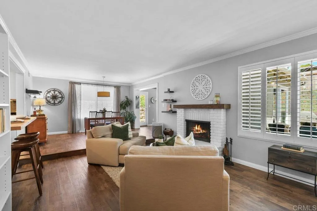 https://cdn.realtyfeed.com/cdn/127/306429306/796a740de09c45b083fd7328cbb9aeb9.webp