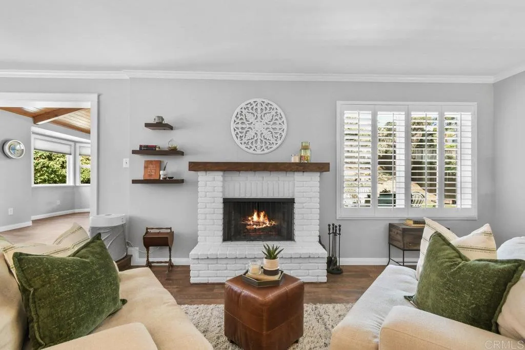 https://cdn.realtyfeed.com/cdn/127/306429306/c38e267cfbe7ee7ee9888ba16593239d.webp