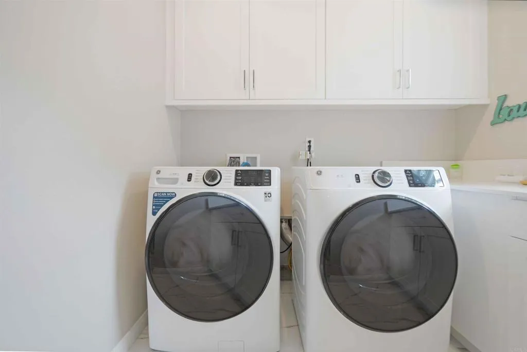 https://cdn.realtyfeed.com/cdn/127/306429313/cb6ffea8a34ae90797c03eb764338ca7.webp