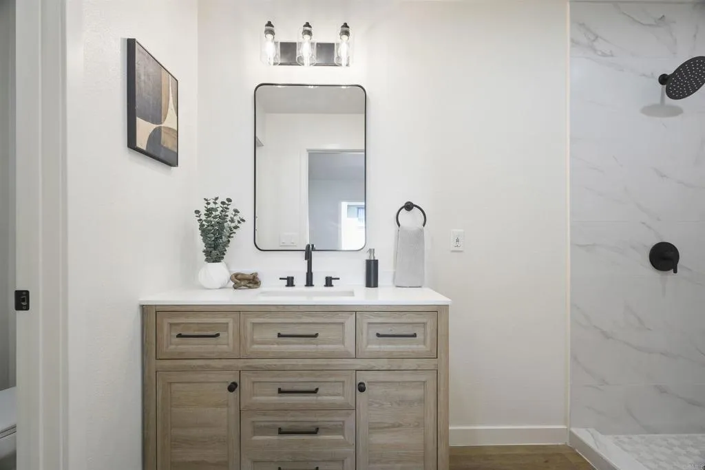 https://cdn.realtyfeed.com/cdn/127/306429481/7356305d63ce82df98a023afeada65c0.webp