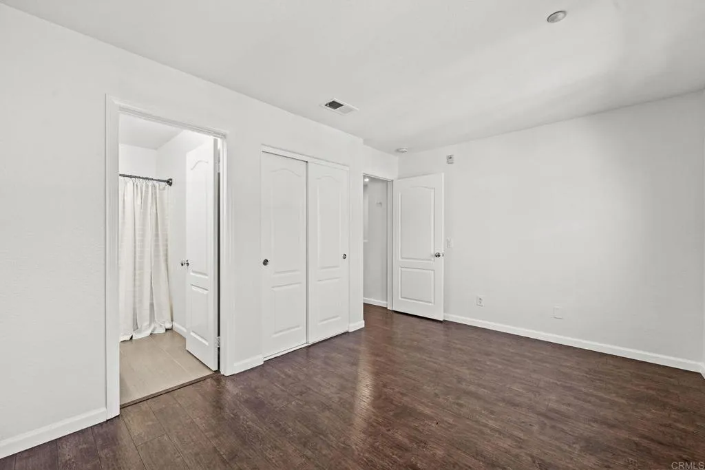 https://cdn.realtyfeed.com/cdn/127/306429519/1a87df14bfa4300d4b4ac920ec7e850b.webp