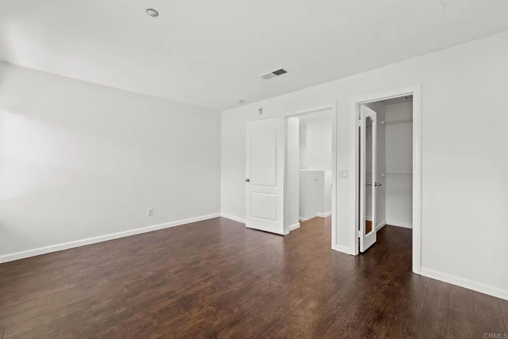 https://cdn.realtyfeed.com/cdn/127/306429519/73455fcbef8cd7a86b4ff30f3669bc65.webp