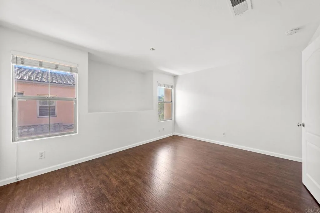 https://cdn.realtyfeed.com/cdn/127/306429519/8c5044e9cd12cdcd299c50c3eec2c4f0.webp