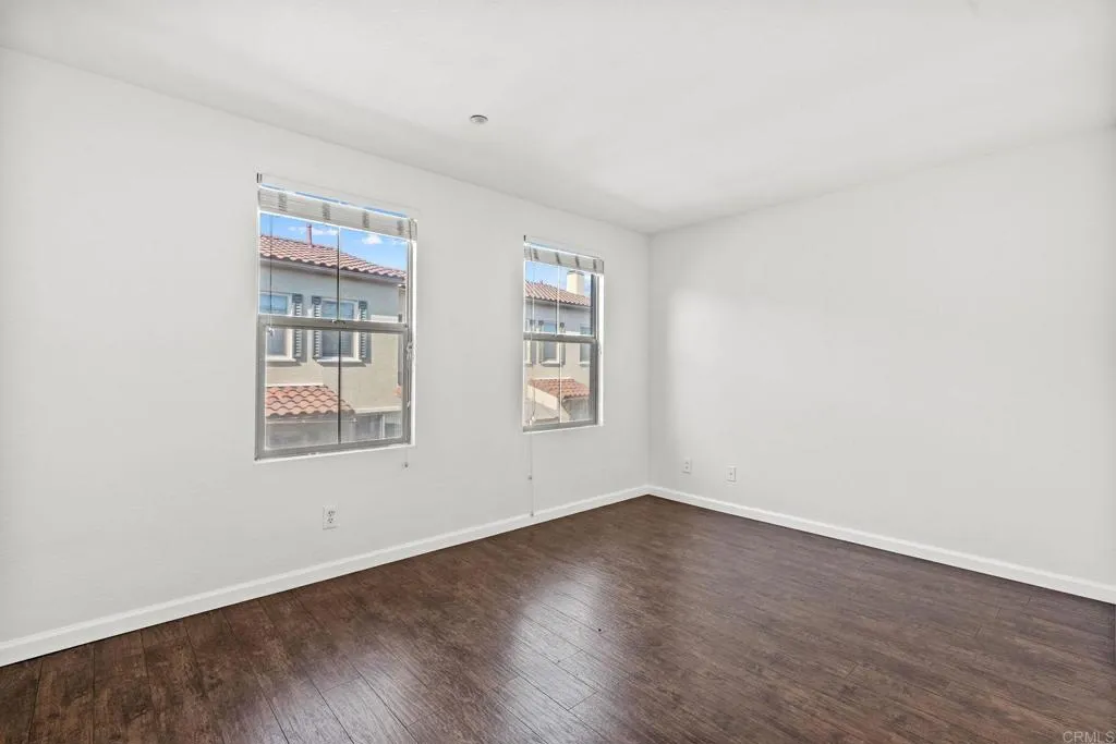 https://cdn.realtyfeed.com/cdn/127/306429519/da388f4b1cffdce74109aebc44bf3100.webp