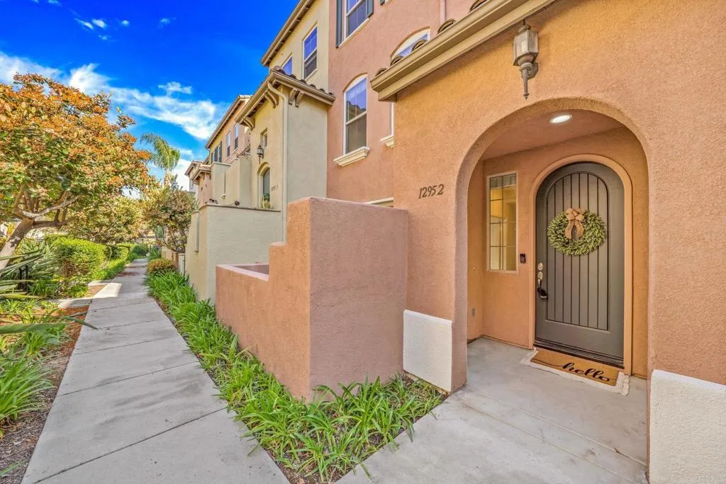 https://cdn.realtyfeed.com/cdn/127/306429519/e746aa6000b941b2f99665016b744f54.webp