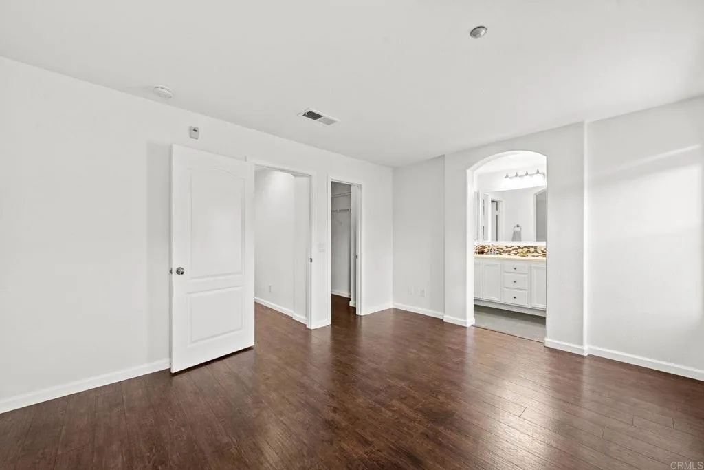 https://cdn.realtyfeed.com/cdn/127/306429519/f522d4f22e31d8fc6afe822e406c6163.webp