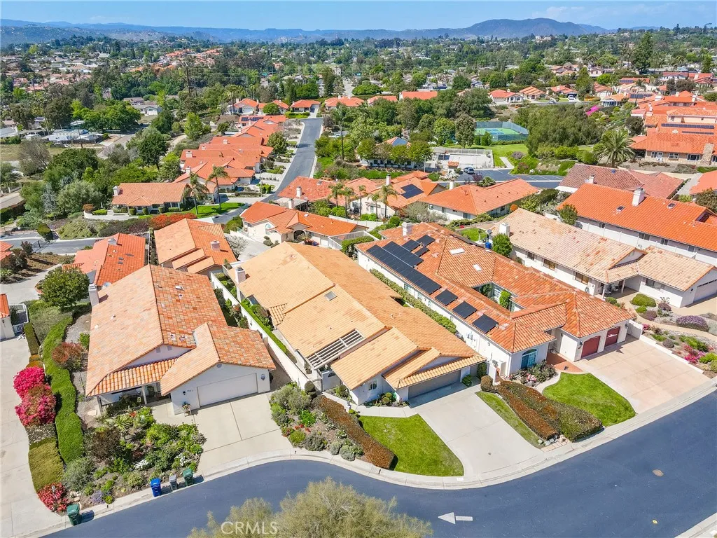 https://cdn.realtyfeed.com/cdn/127/306429592/21525a86e181d9bf24e5c469989bd89f.webp