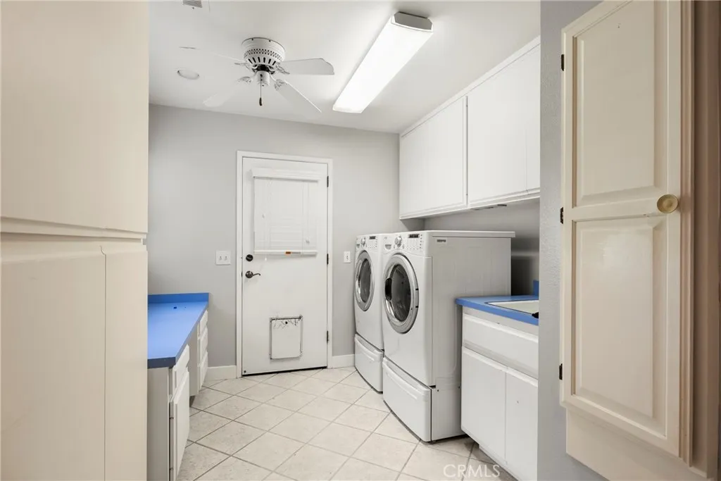 https://cdn.realtyfeed.com/cdn/127/306429592/455736c09e074cd855d8d67a3f5c03b0.webp