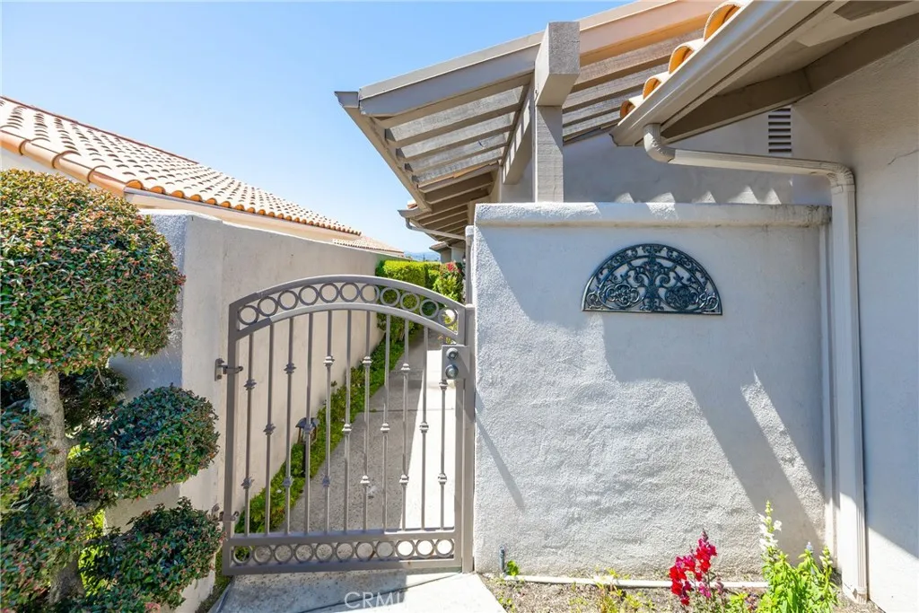 https://cdn.realtyfeed.com/cdn/127/306429592/aa4fdeb718412d3c2de43736e5fb924f.webp
