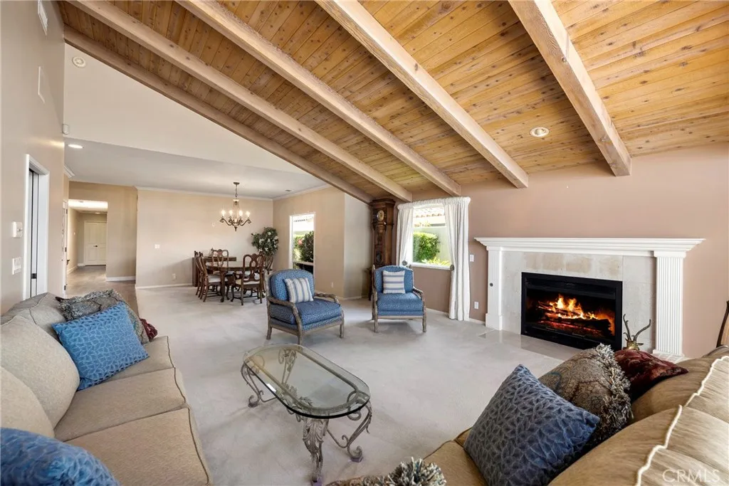 https://cdn.realtyfeed.com/cdn/127/306429592/ea910d1524a8591799ffc5be14bc74dc.webp