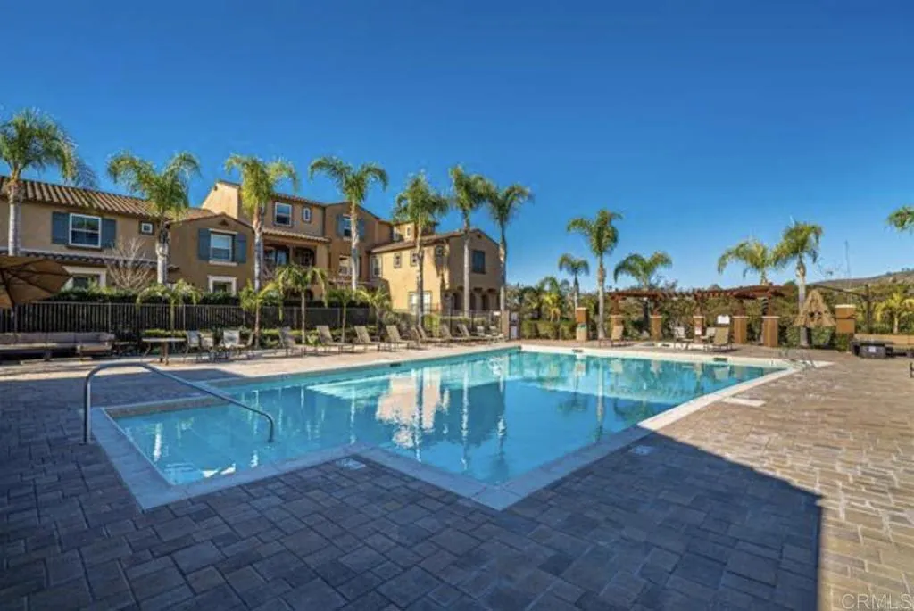 https://cdn.realtyfeed.com/cdn/127/306429617/5faf8c82773a9237e90773fec1e829b0.webp