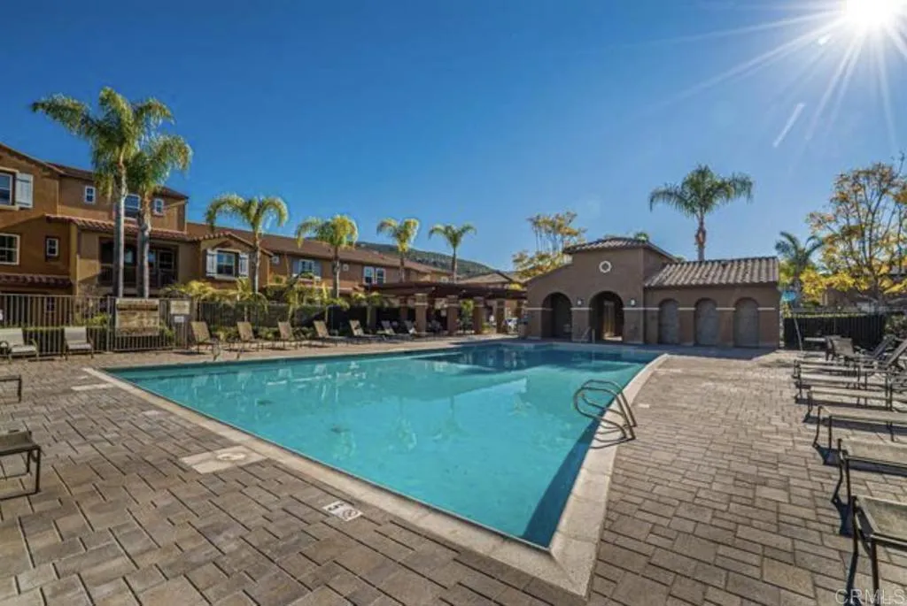https://cdn.realtyfeed.com/cdn/127/306429617/97ed896b9bdf98d75e26b9852eda58ed.webp