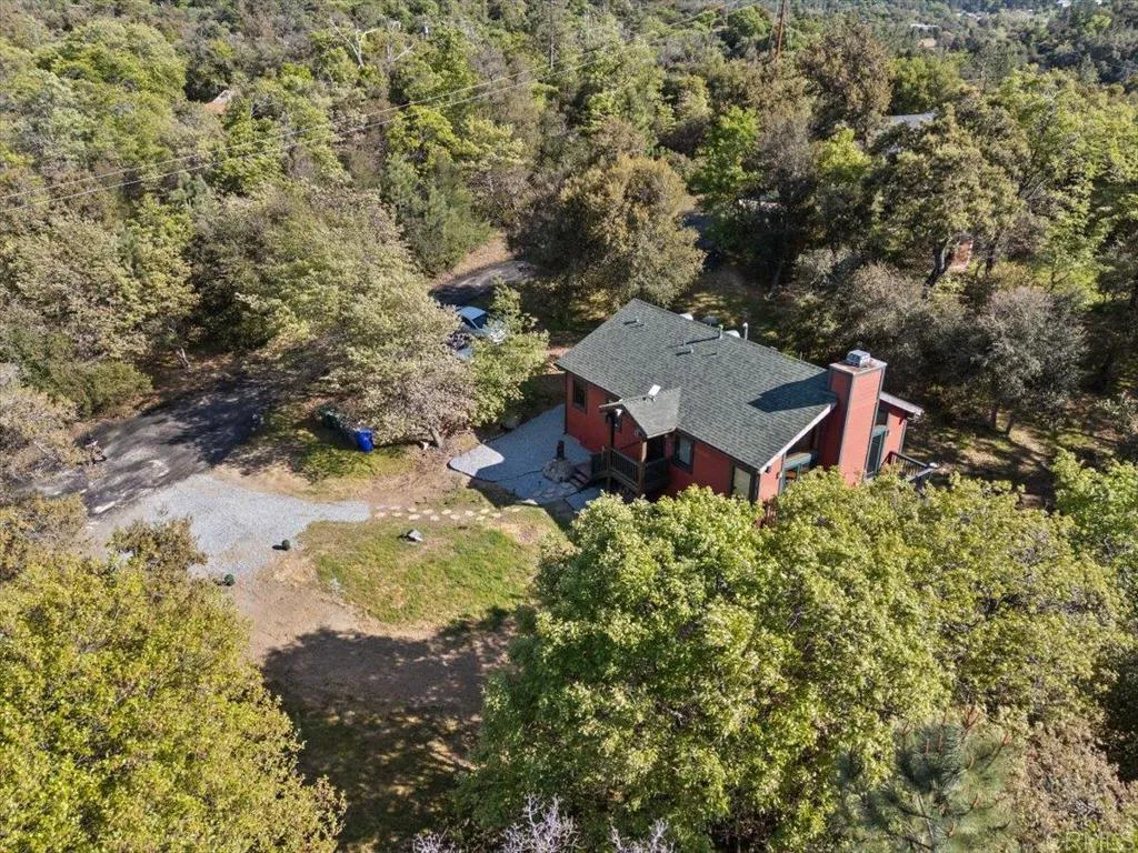 https://cdn.realtyfeed.com/cdn/127/306429740/8715a0d1f03f86fdcb31afcfe6dff4a0.webp