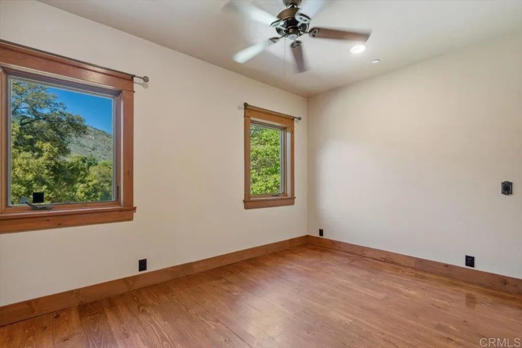 https://cdn.realtyfeed.com/cdn/127/306429740/f42899c1349347b9656309989c9d2b82.webp