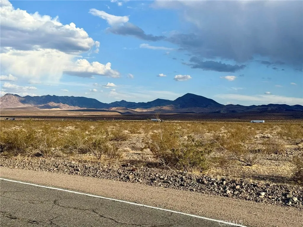 4160413 National Trails Hwy