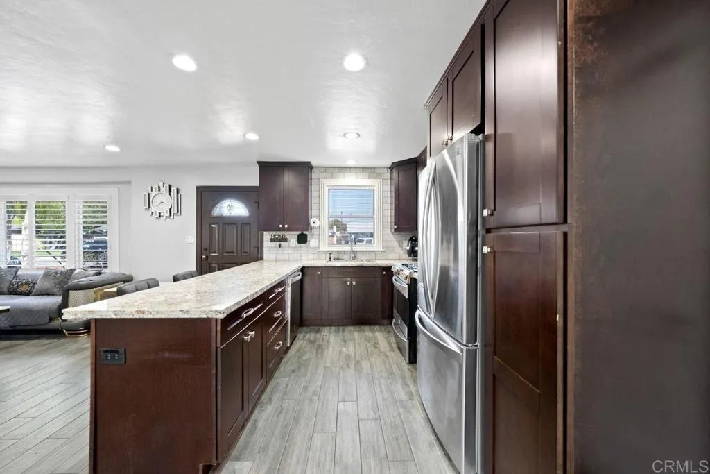 https://cdn.realtyfeed.com/cdn/127/306429843/81c188b338a134668c81312ac330670a.webp